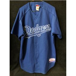 L.A DODGERS BASEBALL JERSEY (LARGE)