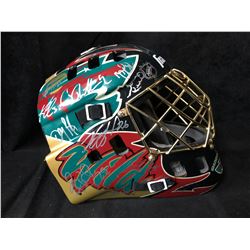 2005-06 MINNESOTA WILD TEAM SIGNED GOALIE MASK W/ COA