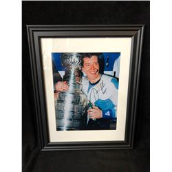 JARI KURRI SIGNED STANLEY CUP 8" X 10" FRAMED HOCKEY PHOTO