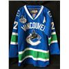 Image 2 : DANIEL SEDIN VANCOUVER CANUCKS HOCKEY JERSEY