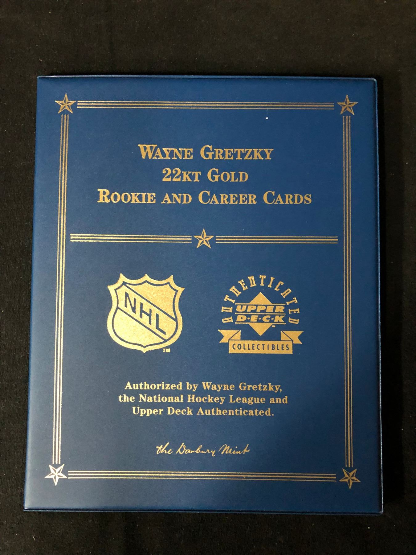 Wayne Gretzky 22kt Gold Rookie and Career Cards