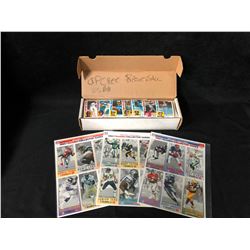 MIXED SPORTS TRADING CARDS LOT (BASEBALL/ FOOTBALL)