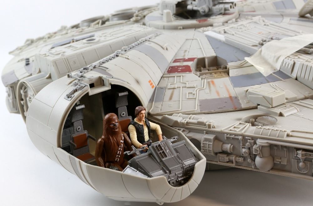 Star Wars - Legacy Collection Millennium Falcon, boxed..