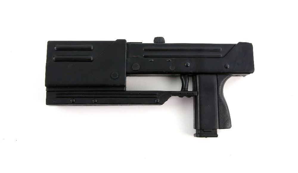 Blade (1998) A Rubber hero stunt modified Mac 10 pistol used by Wesley ...
