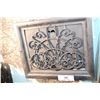 Image 1 : Cast Iron Grate