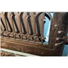 Image 2 : Louvered Grate