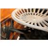 Image 2 : Wall Mounted Cast Iron Implement Seat
