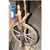 Image 1 : Complete Ornate Spinning Wheel