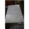 Image 1 : Chrome Table