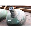 Image 1 : Industrial Light Fixture Green