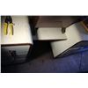 Image 2 : Yellow Chest Of Drawers (5 Drawers) & Vanity
