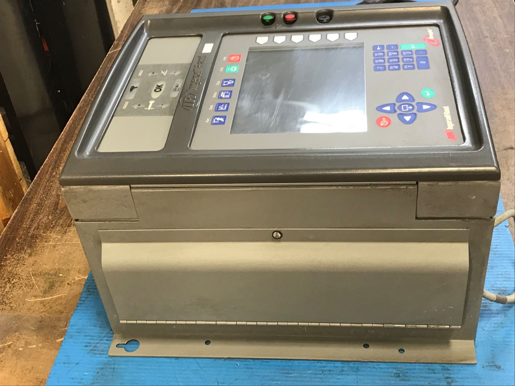 INGERSOLL RAND PD1G1A1AAN INSIGHT IC CONTROLLER W/ DEA40N3S6TL DRIVER ...