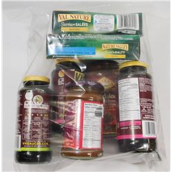 BAG OF ASSORTED SAUCES AND PEANUT FLAVOUR