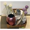 Image 1 : BOX OF ASSORTED SHOWHOME VASES DECOR AND MORE.