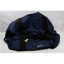 MOUNTAIN EQUIPMENT CO-OP DUFFLE BAG.