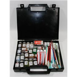 BOX OF ASSORTED ENAMEL PAINT AND BRUSHES.