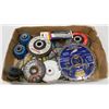 Image 1 : LARGE FLAT OF BLADES, GRINDING DISCS AND MORE