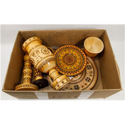 BOX OF 9 POLISH WOODEN ART PIECES.