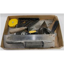 ESTATE FLAT OF TROWELS AND MORE