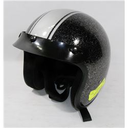 SMALL WOMENS RETRO BIKE HELMET WITH DOT STICKER &