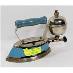 38) ANTIQUE COLEMAN LAMP & STOVE IRON WITH STEAMER