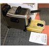 Image 1 : 40) TFAL EZ CLEAN PERSONAL DEEP FRYER