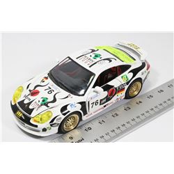 DURAGO 1997 PORSCHE CARRERA 1:18 SCALE DIE CAST