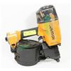Image 1 : BOSTITCH COIL AIR NAILER