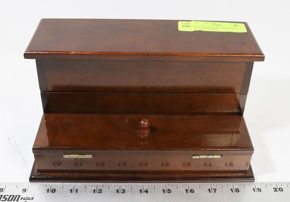 VINTAGE BOMBAY MAHOGANY DESK ORGANIZER Kastner Auctions