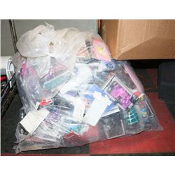 LARGE BAG FILLED WITH CELLPHONE CASES