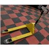 Image 1 : YELLOW PALLET JACK, 5500LB, 7 DAY WARRANTY