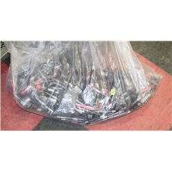 EXTRA LARGE BAG WITH FILLED ASSORTED MAKEUP