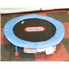 Image 1 : LITTLE TIKES TRAMPOLINE.