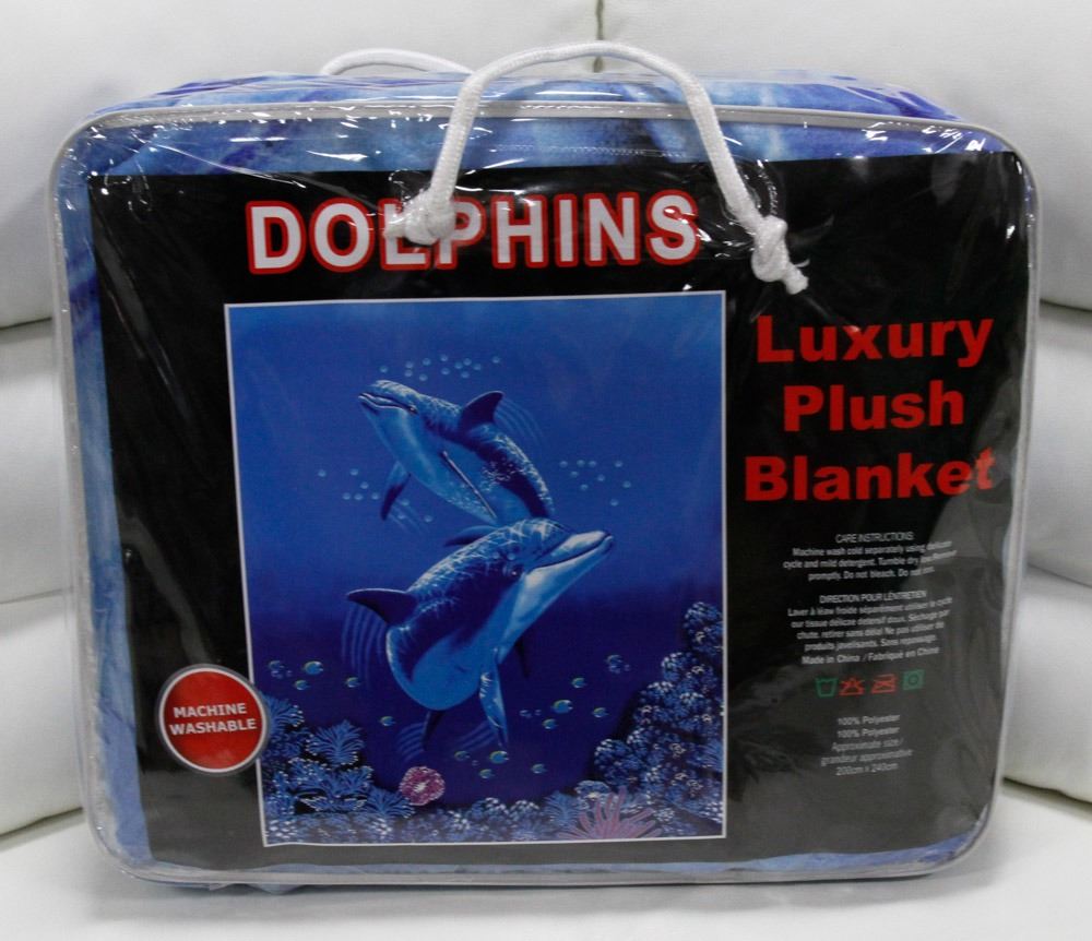 NEW! "DOLPHINS" LUXURY PLUSH BLANKET (QUEEN) Kastner Auctions