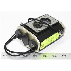 VINTAGE BROWNIE REFLEX CAMERA