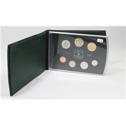 2000 RCM CANADIAN SPECIMEN COIN SET.