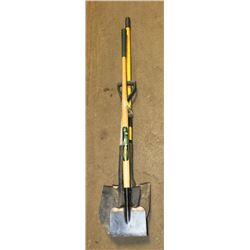 LOT OF 2 SHOVELS AND 1 ICE CHIPPER