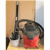 Image 1 : 33) CRAFTSMAN 45L HOME N SHOP VAC W/ ACCESSORIES.