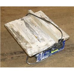 59) CTC550 TILE CUTTER.