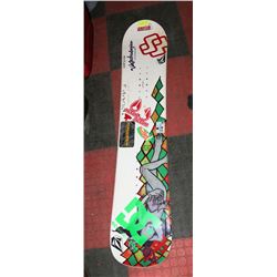 LIB TECH 140 CM CHRIS CHIN PRO MODEL SNOWBOARD.