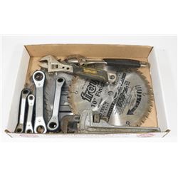FLAT OF ESTATE TOOLS INCLUDING SAW BLADES AND