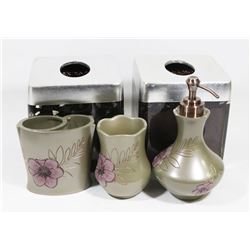 BOX WITH SHOWHOME BATHROOM ACCESSORIES