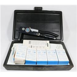 19) BOSTIK HEAVY DUTY "POP" RIVETOOL KIT.