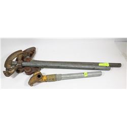 23) LOT OF 2 CONDUIT BENDERS.