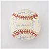 Image 1 : 2001 New York Yankees American League Champions HIGH GRADE Team Signed Baseball with 28 Signatures i
