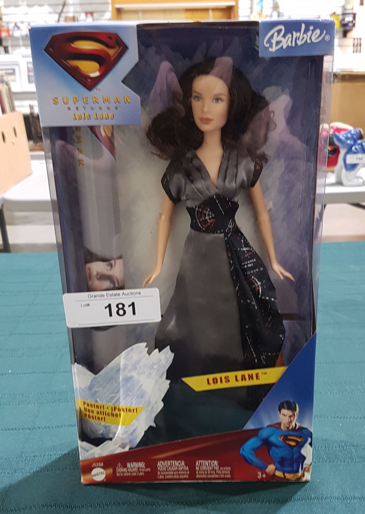 BARBIE LOIS LANE SUPERMAN RETURNS NRFB 2005 BARBIE LOIS LANE SUPERMAN RETURNS NRFB 2005