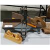 Image 1 : VINTAGE MITRE BOX W/SAW & SMALL WOOD HAND PLANE