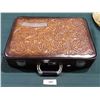 Image 1 : VINTAGE TOOL LEATHER BRIEFCASE