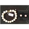 Image 1 : FRESH WATER PEARL BRACELET & EARRING SET