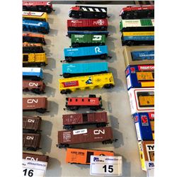 ASSORTED SMALL SCALE MODEL TRAINS